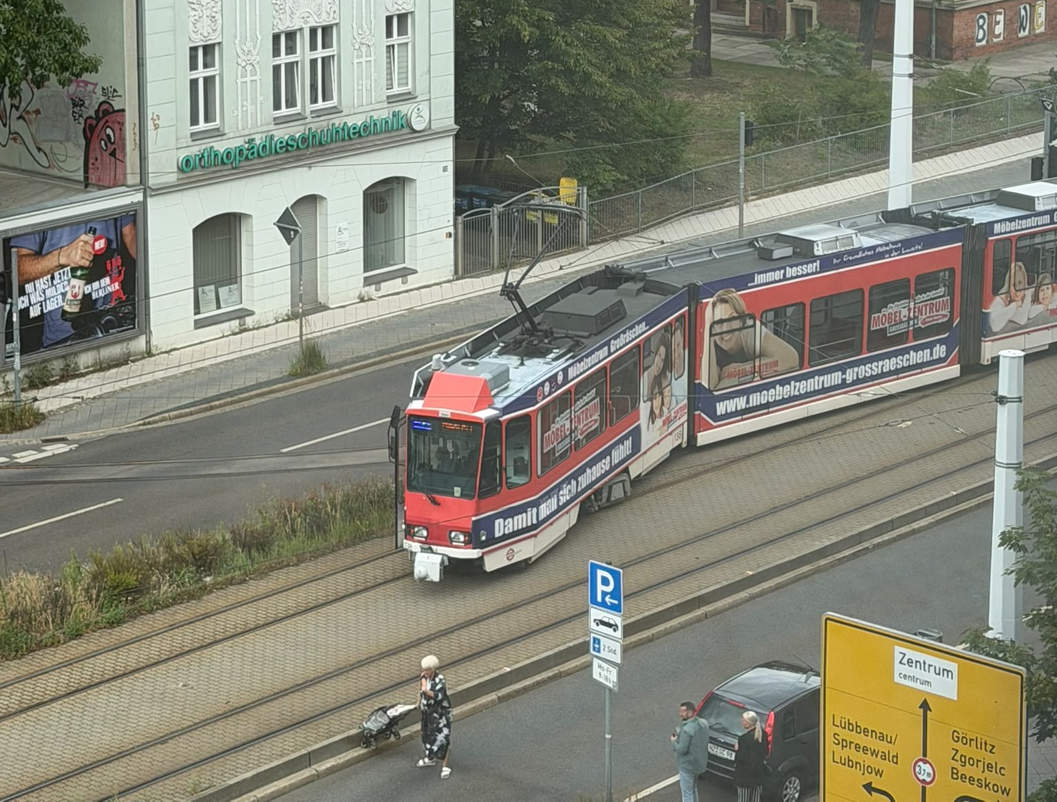 Straßenbahn in Cottbus entgleist – Fahrgäste müssen Fahrzeug verlassen